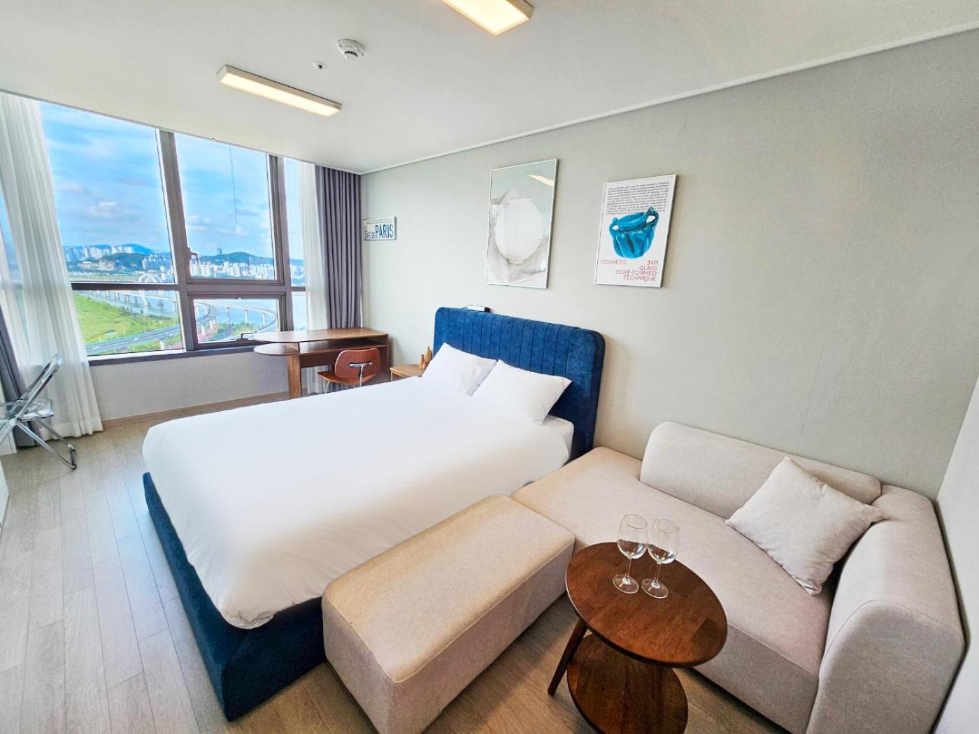 Апартаменты Uh Flat The Songdo Инчон Экстерьер фото